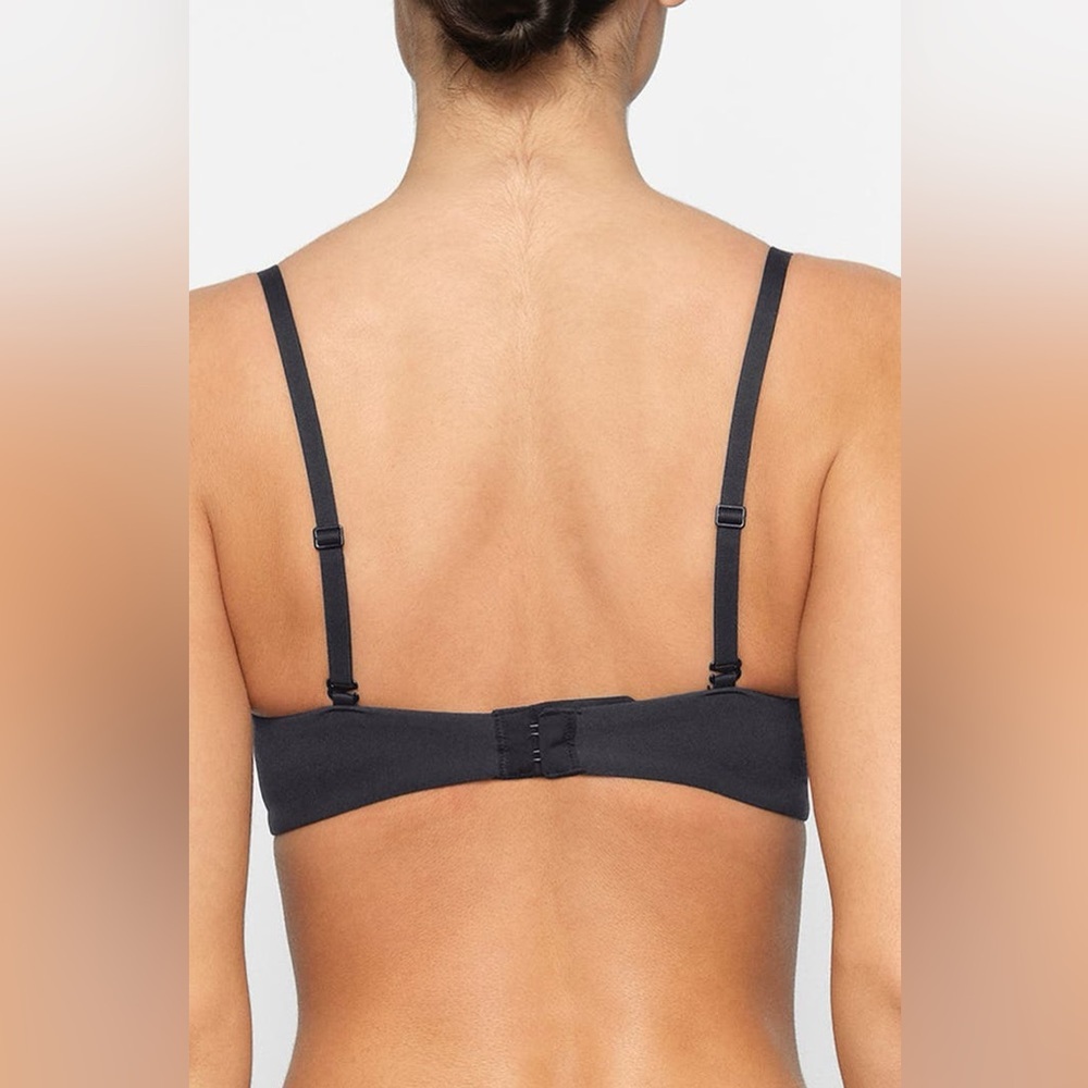 Skims Fits Everybody Push-Up Demi Bra, Onyx, 36DD underwire NWT - Picture 6 of 9
